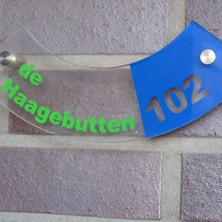 Apartment De Haagebutten *