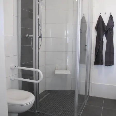 Apartment De Haagebutten *